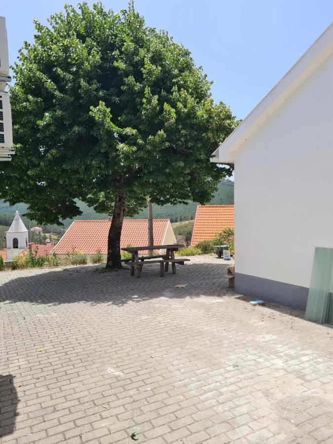 潘皮略萨迪塞拉Casas Da Escola - "A Escola" - Meas别墅 外观 照片