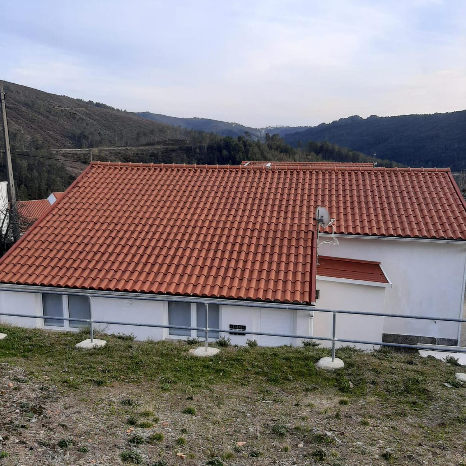 潘皮略萨迪塞拉Casas Da Escola - "A Escola" - Meas别墅 外观 照片
